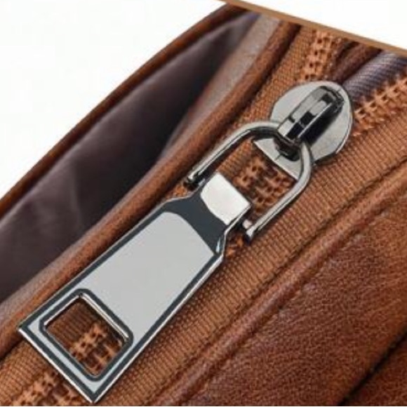 NWT Brown Crossbody Bag - Picture 6 of 11